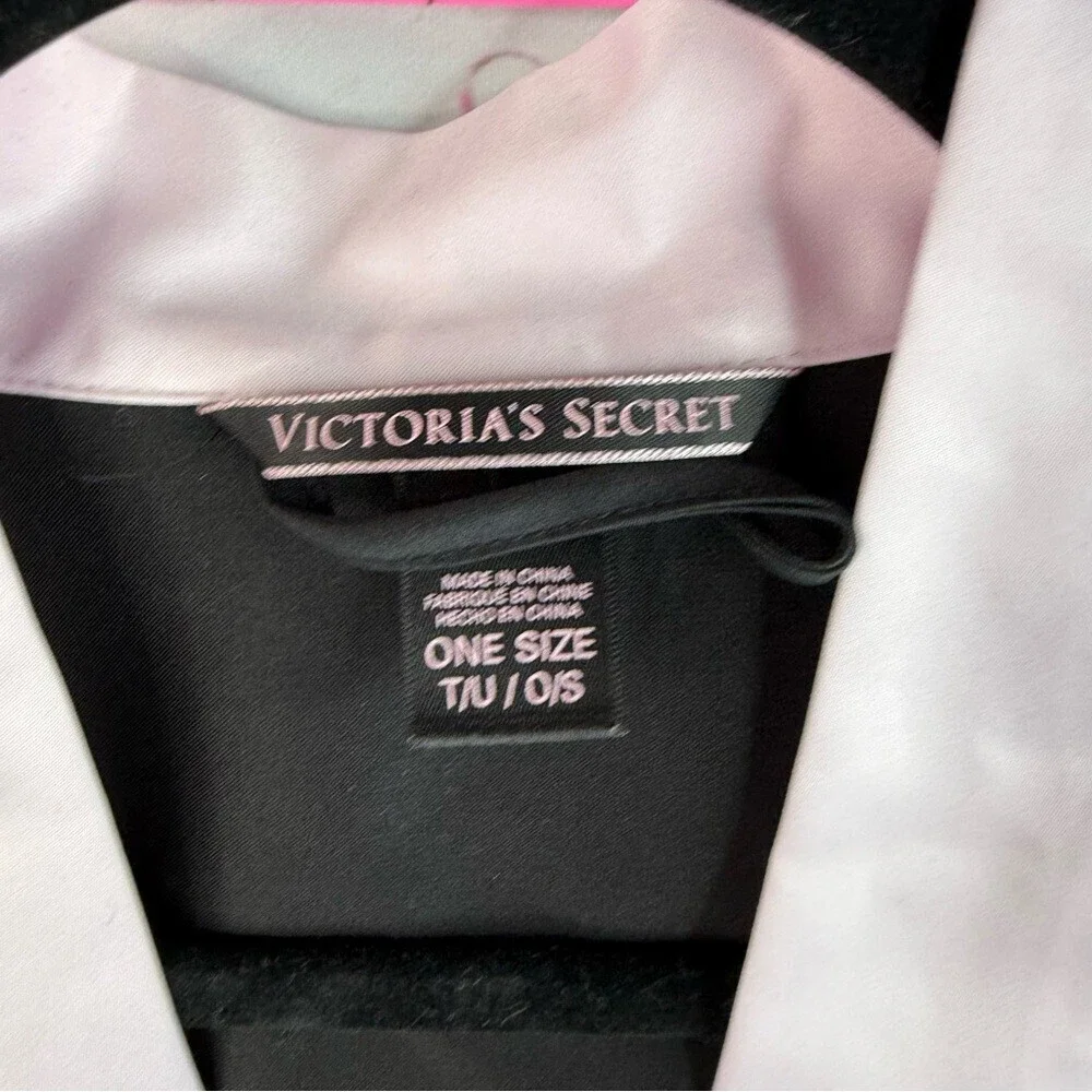 Victoria's Secret kimono robe shiny Satin Robe - Black with Light Pink Trim